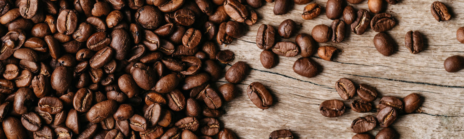 Café en grain bio torréfaction lente pour un café puissant et équilibré